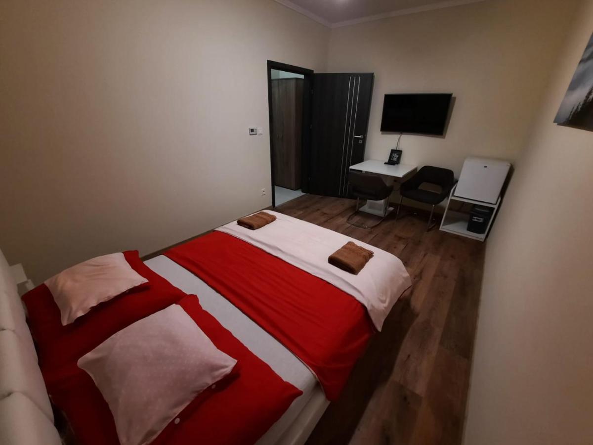 Bed and Breakfast Borostyan Panzio Debrecen Exterior foto
