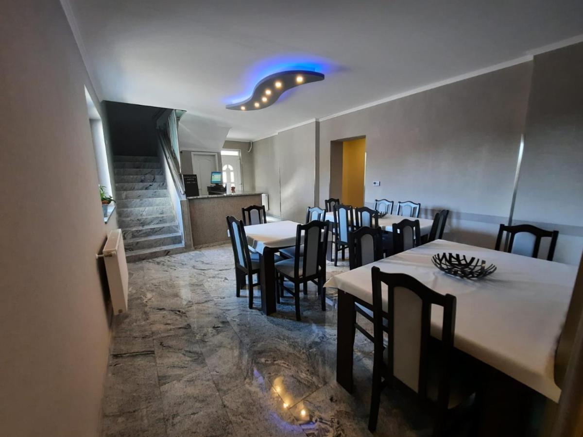Bed and Breakfast Borostyan Panzio Debrecen Exterior foto